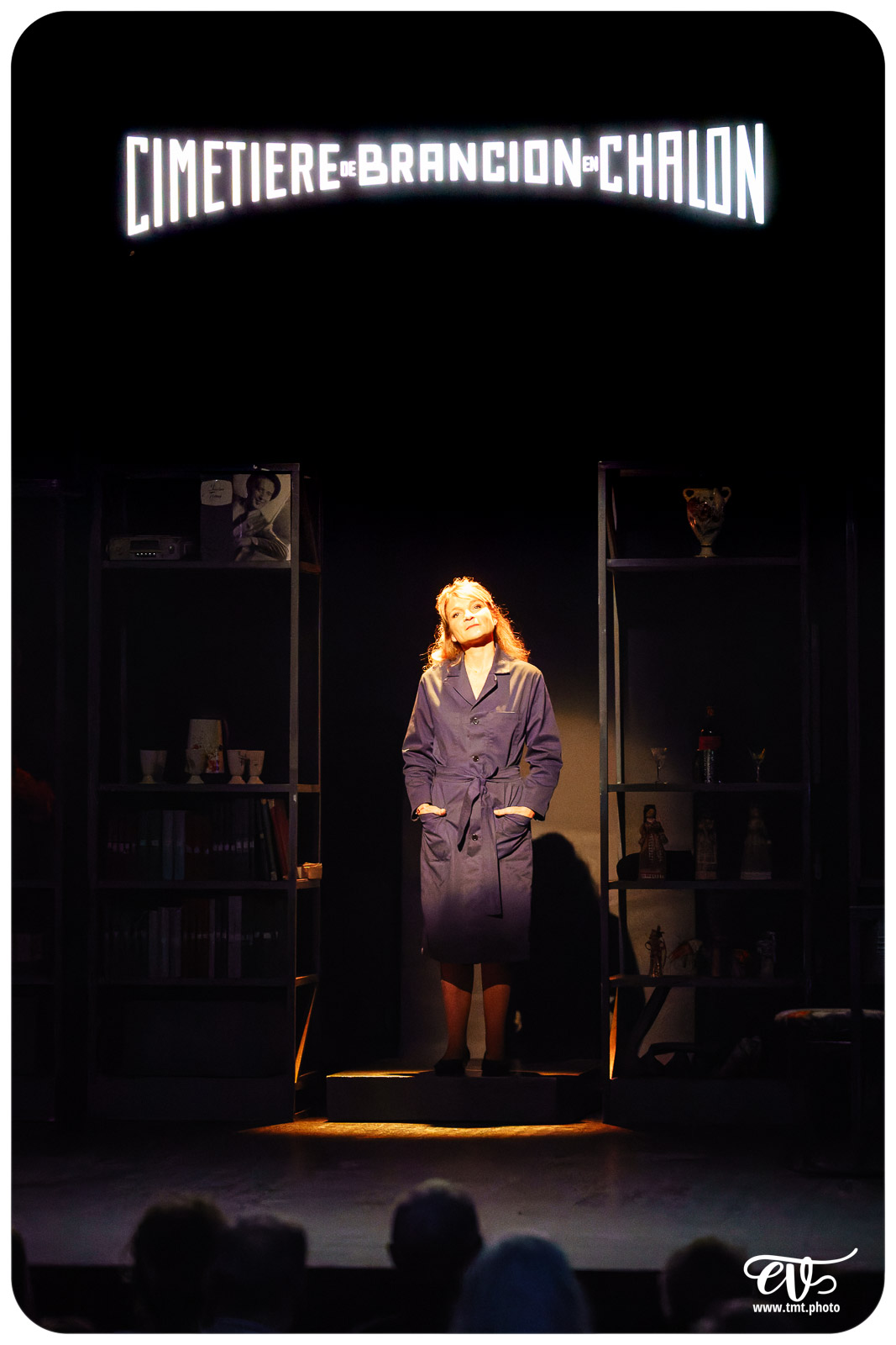 CHANGER L'EAU DES FLEURS (MATRIOSHKA PRODUCTIONS)